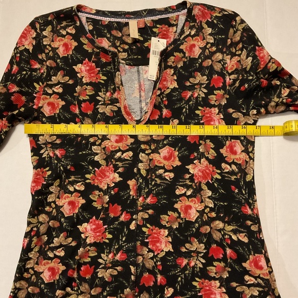 Pilcro Anth Split Neck Top Floral Print Long Sleeves - Picture 4 of 9